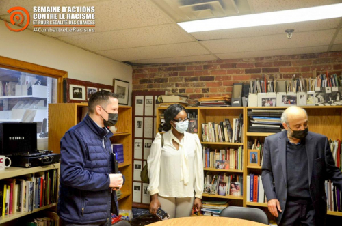 8.Photo-Visite-Ministre-Charrette-Cidihca