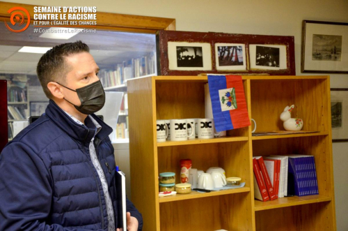 9.Photo-Visite-Ministre-Charrette-Cidihca